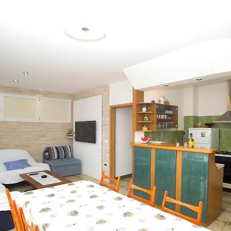 Apartment Damir Postira Zewnętrze zdjęcie