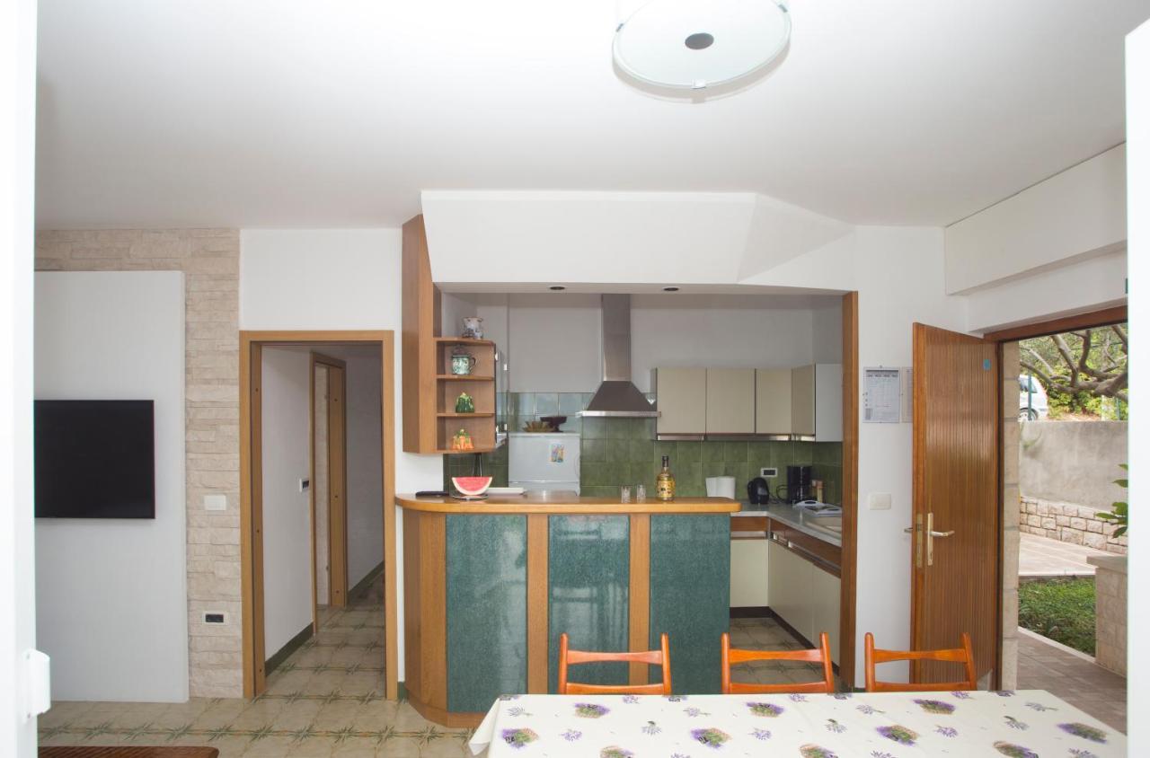 Apartment Damir Postira Zewnętrze zdjęcie