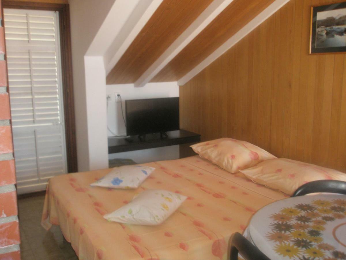 Apartment Damir Postira Zewnętrze zdjęcie